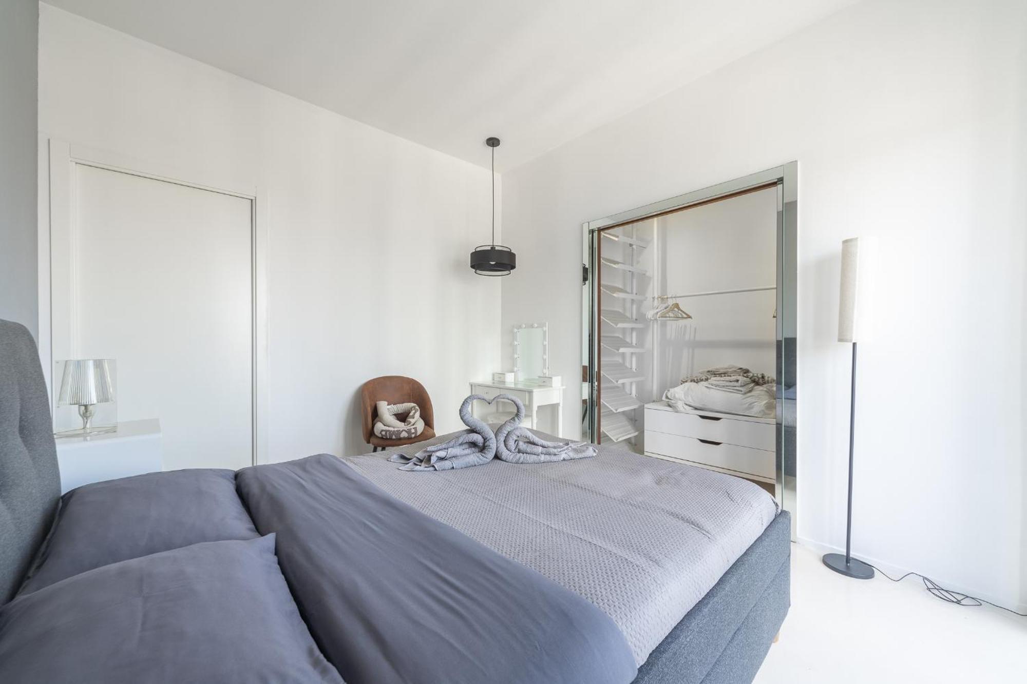 Appartamento La Vista Sulla Citta - 8vo Piano Attico Mozzafiato Milano