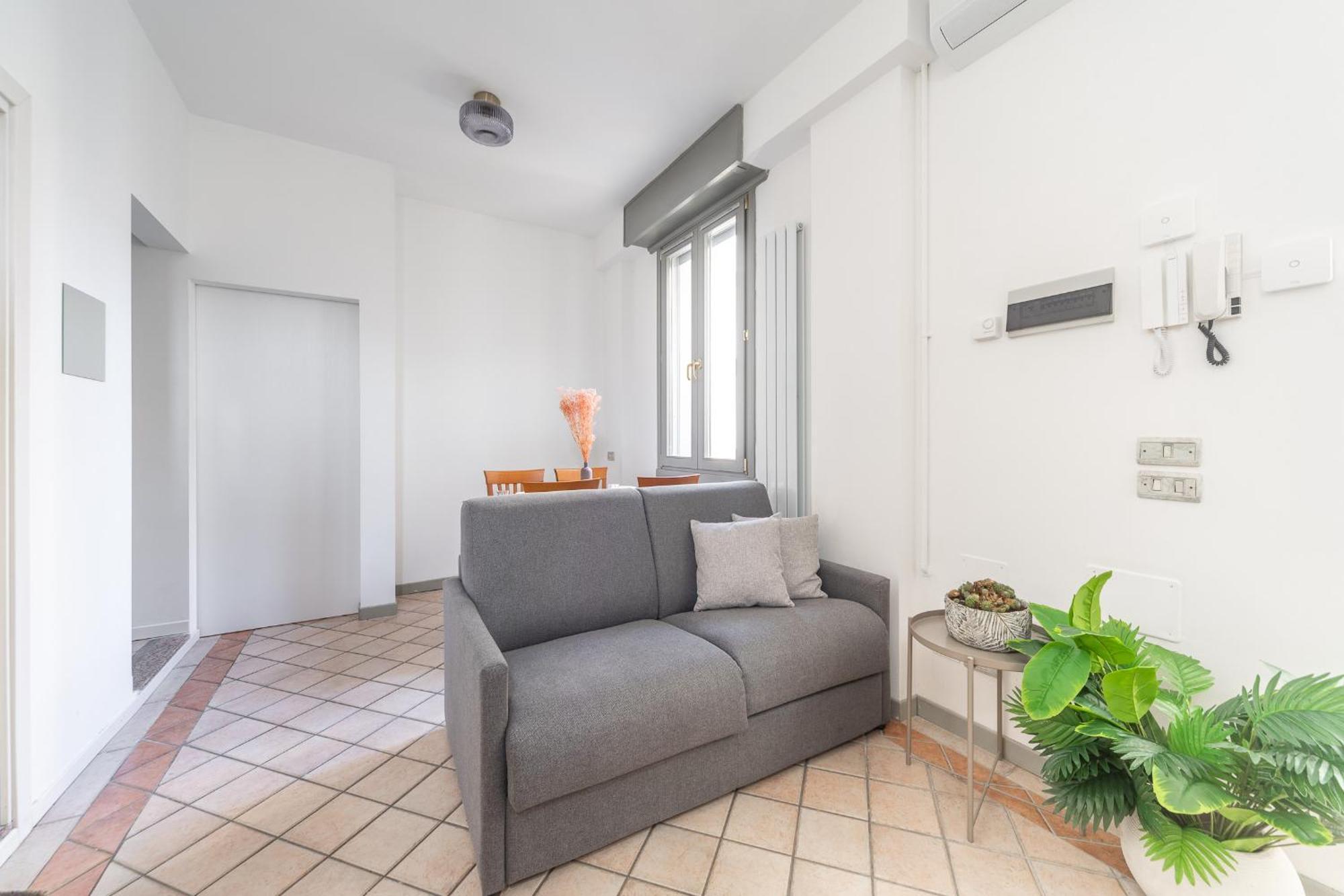 Appartamento Stunning & 1bdr With Terrace In Cadorna Area By Rentopolis *