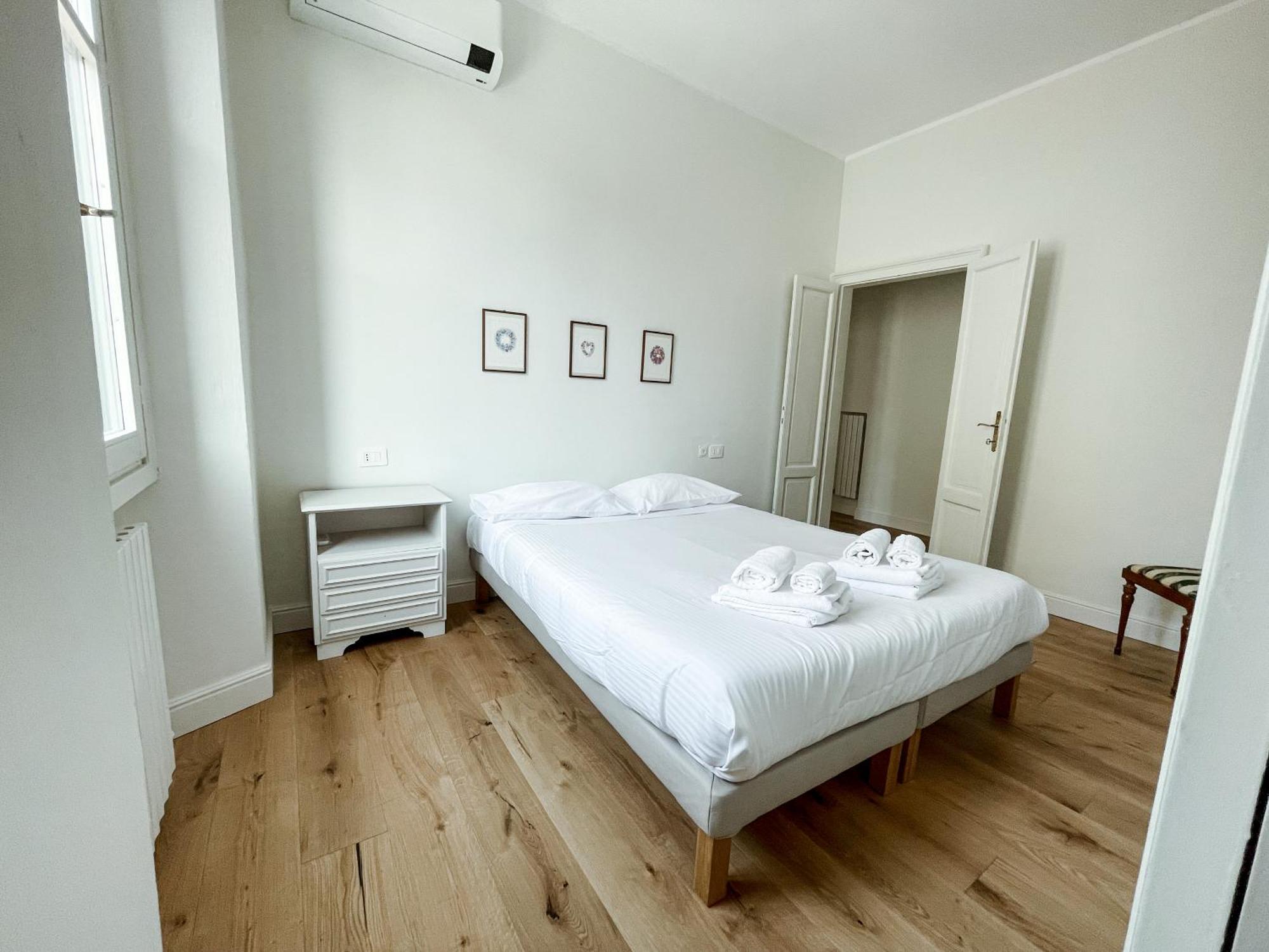 Lejlighed Villoresi - Large Flat Navigli, Milano