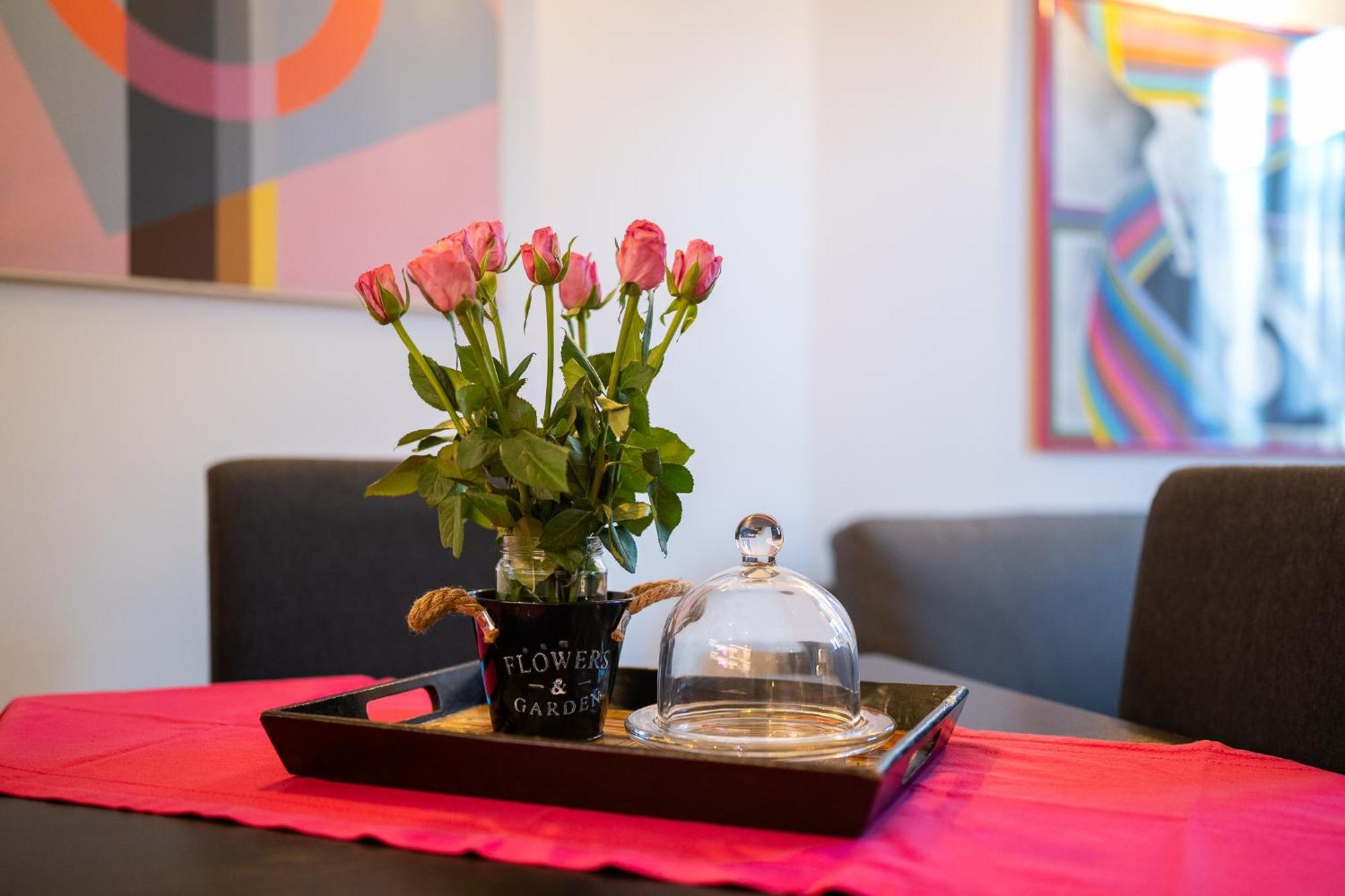 Nuovi Bilocali Station - 2 Con Parcheggio In Box E 1 Con Balcone -no Box- N&s Town Homes * Milano