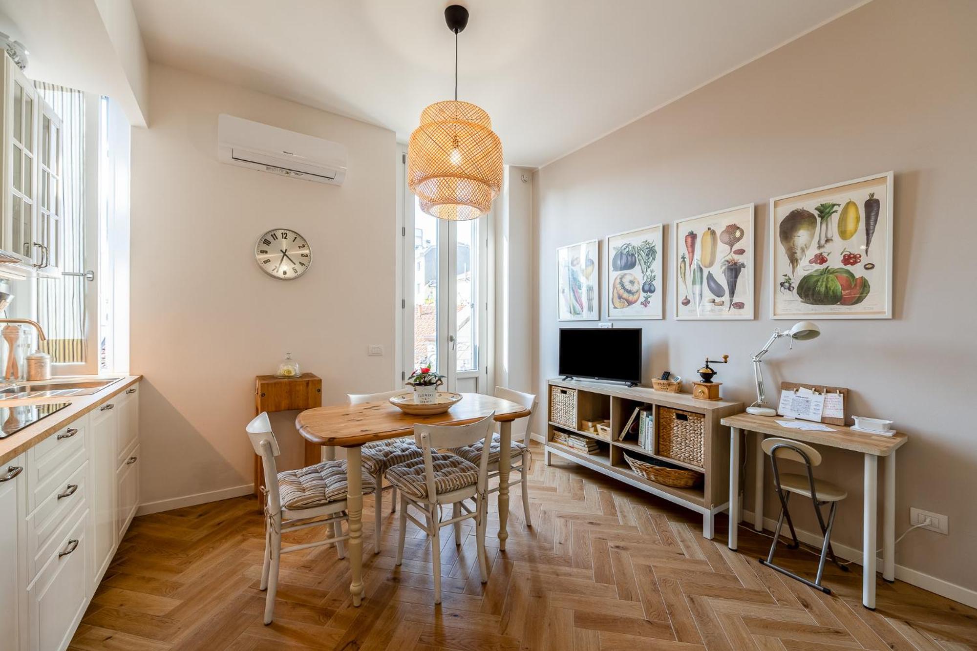 Appartamento Nuovi Bilocali Station - 2 Con Parcheggio In Box E 1 Con Balcone -no Box- N&s Town Homes *