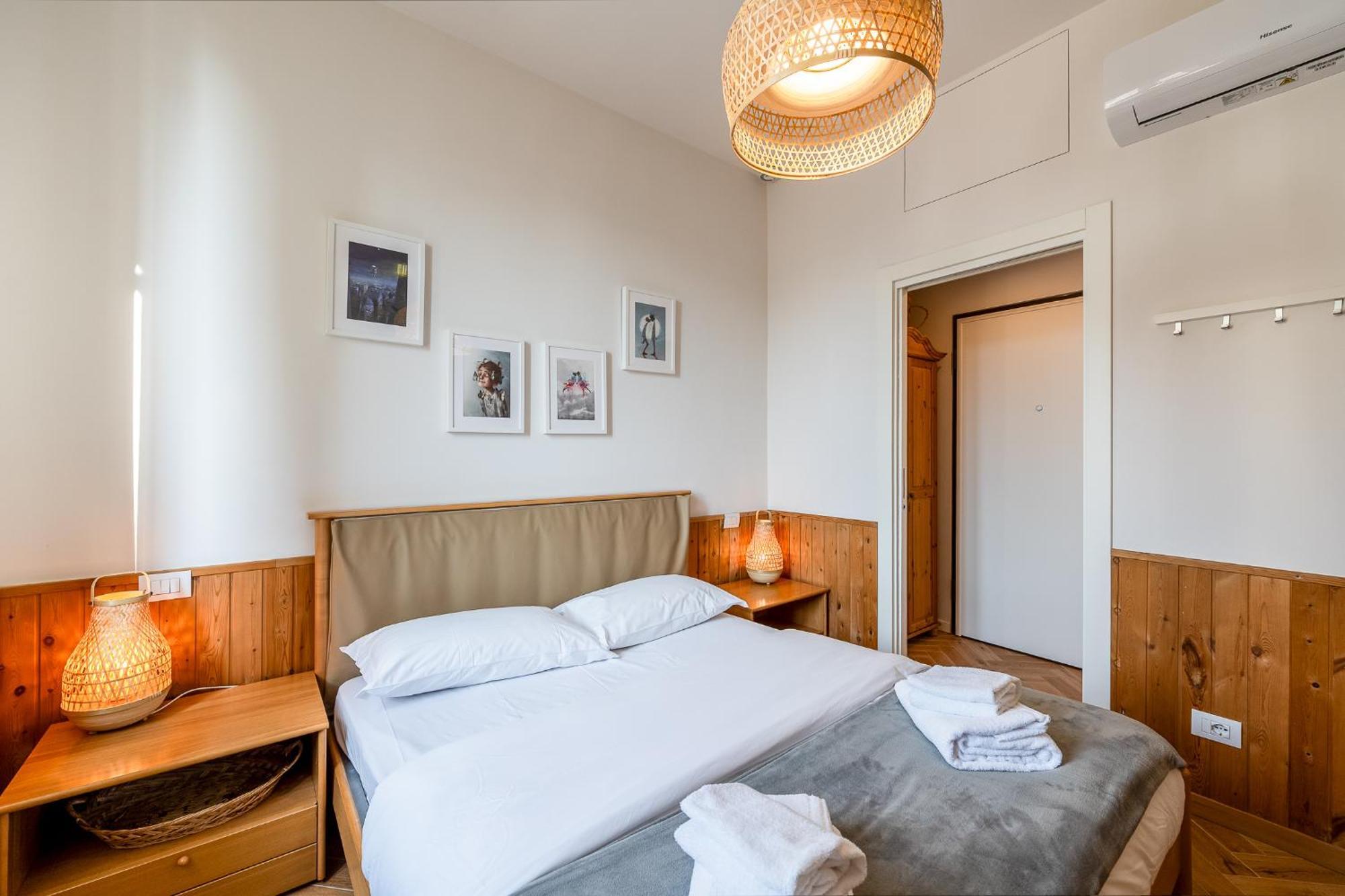 Appartamento Nuovi Bilocali Station - 2 Con Parcheggio In Box E 1 Con Balcone -no Box- N&s Town Homes
