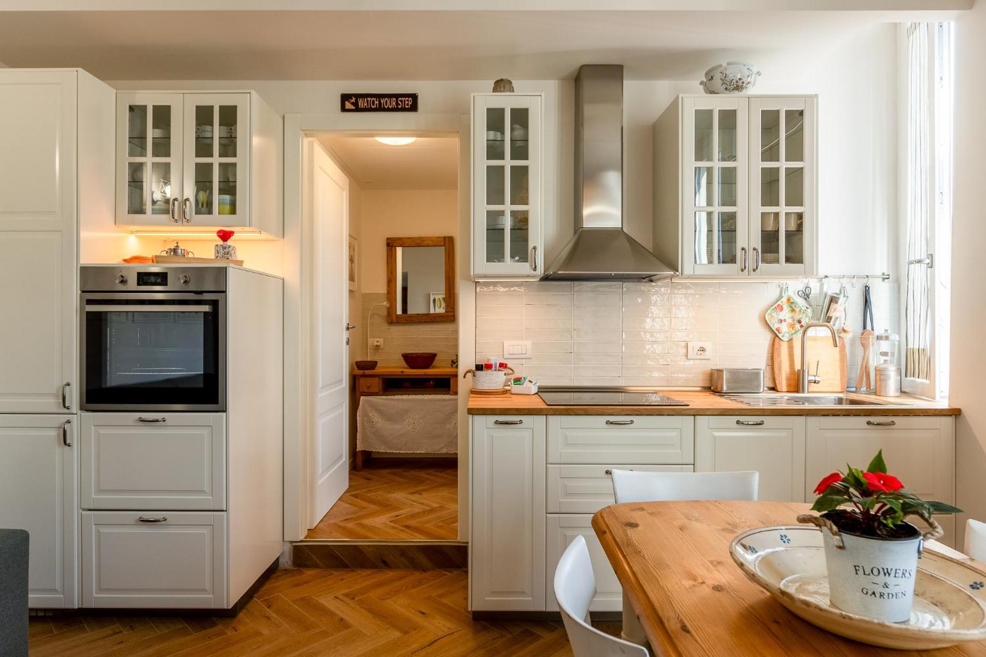 Nuovi Bilocali Station - 2 Con Parcheggio In Box E 1 Con Balcone -no Box- N&s Town Homes Appartamento