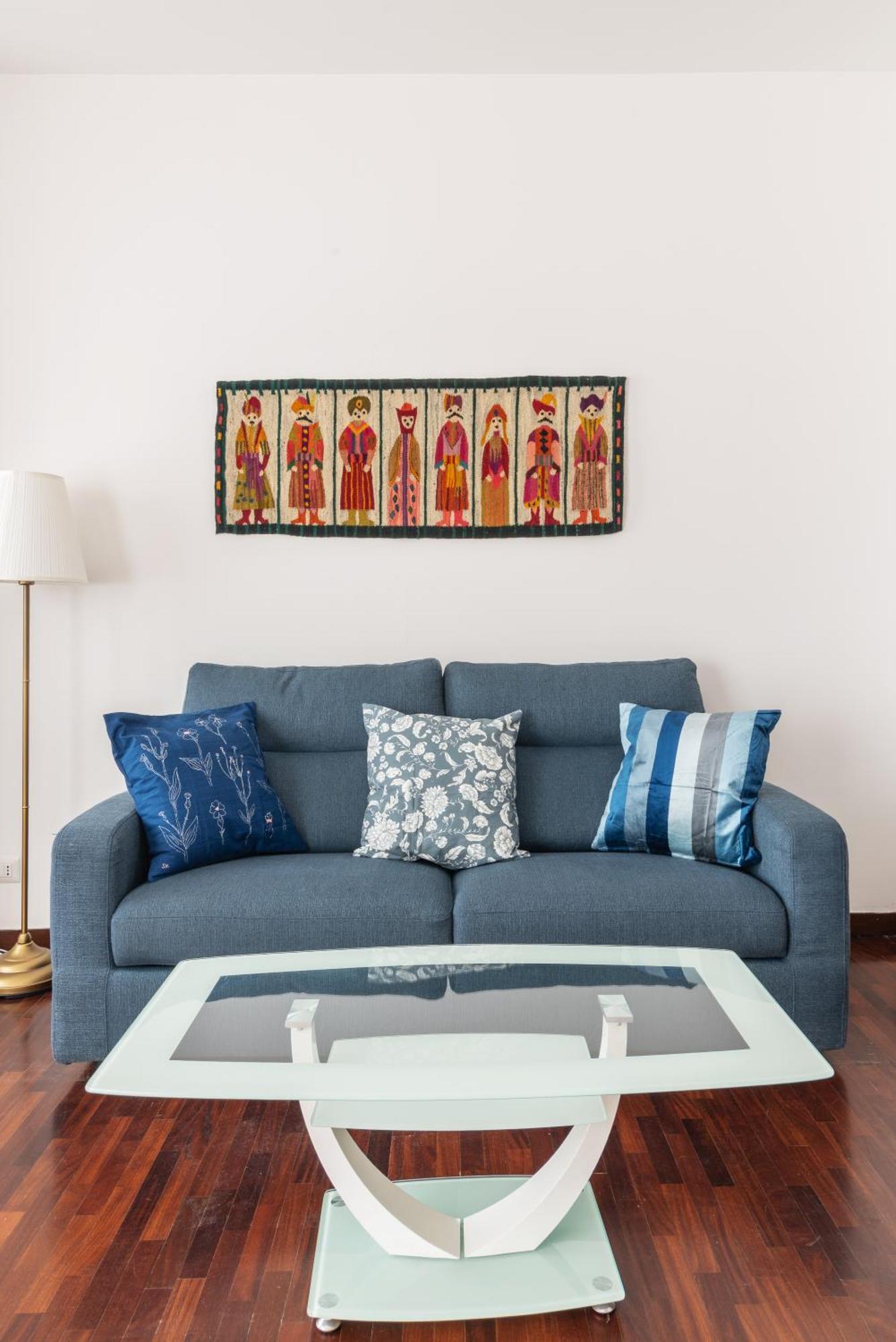 Wonderful Three-room Just Few Minutes Away From Mm Tricolore *