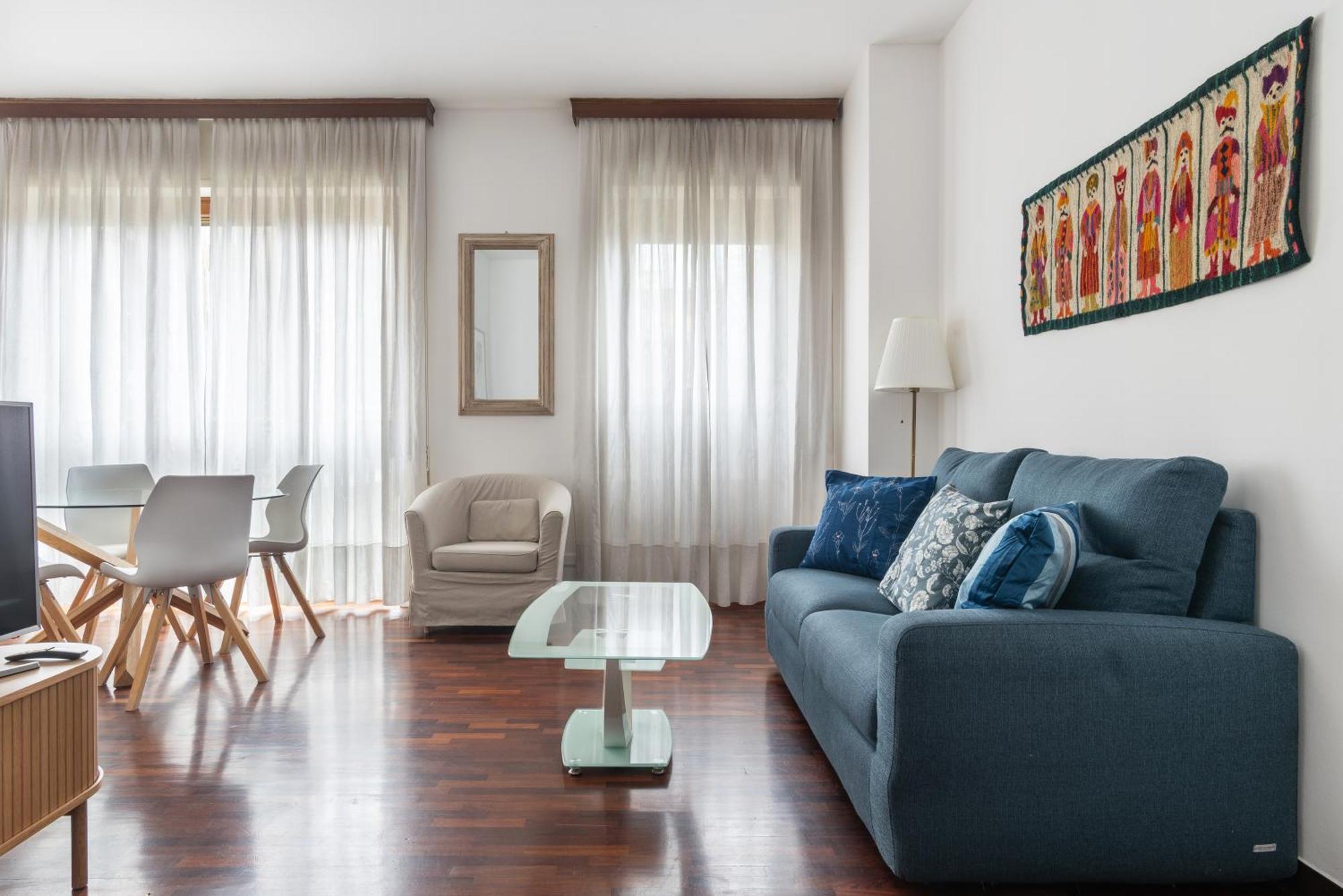 Wonderful Three-room Just Few Minutes Away From Mm Tricolore Mailand