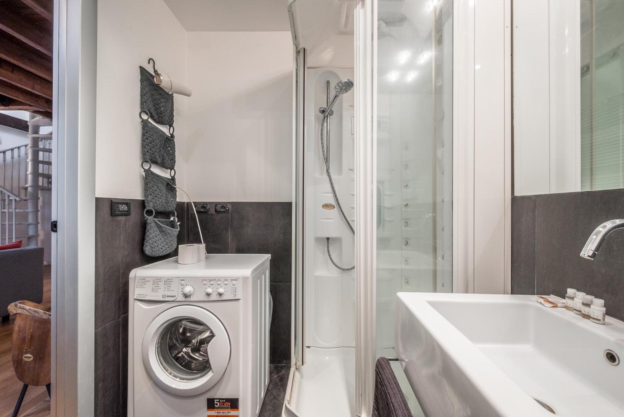 Vivimihome - Elegant 10 Minutes From The Duomo Appartamento
