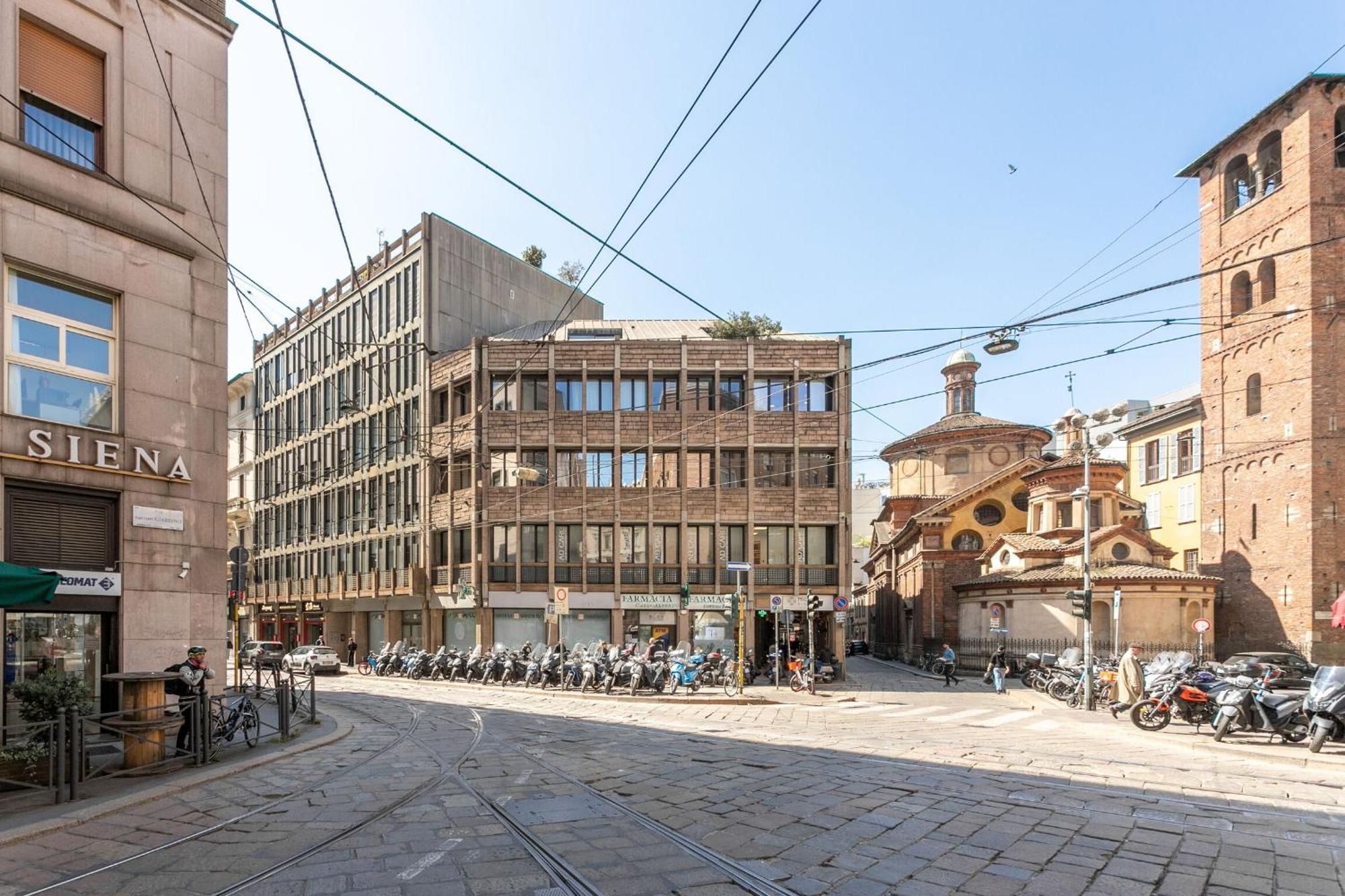 Mazzini By Halldis *