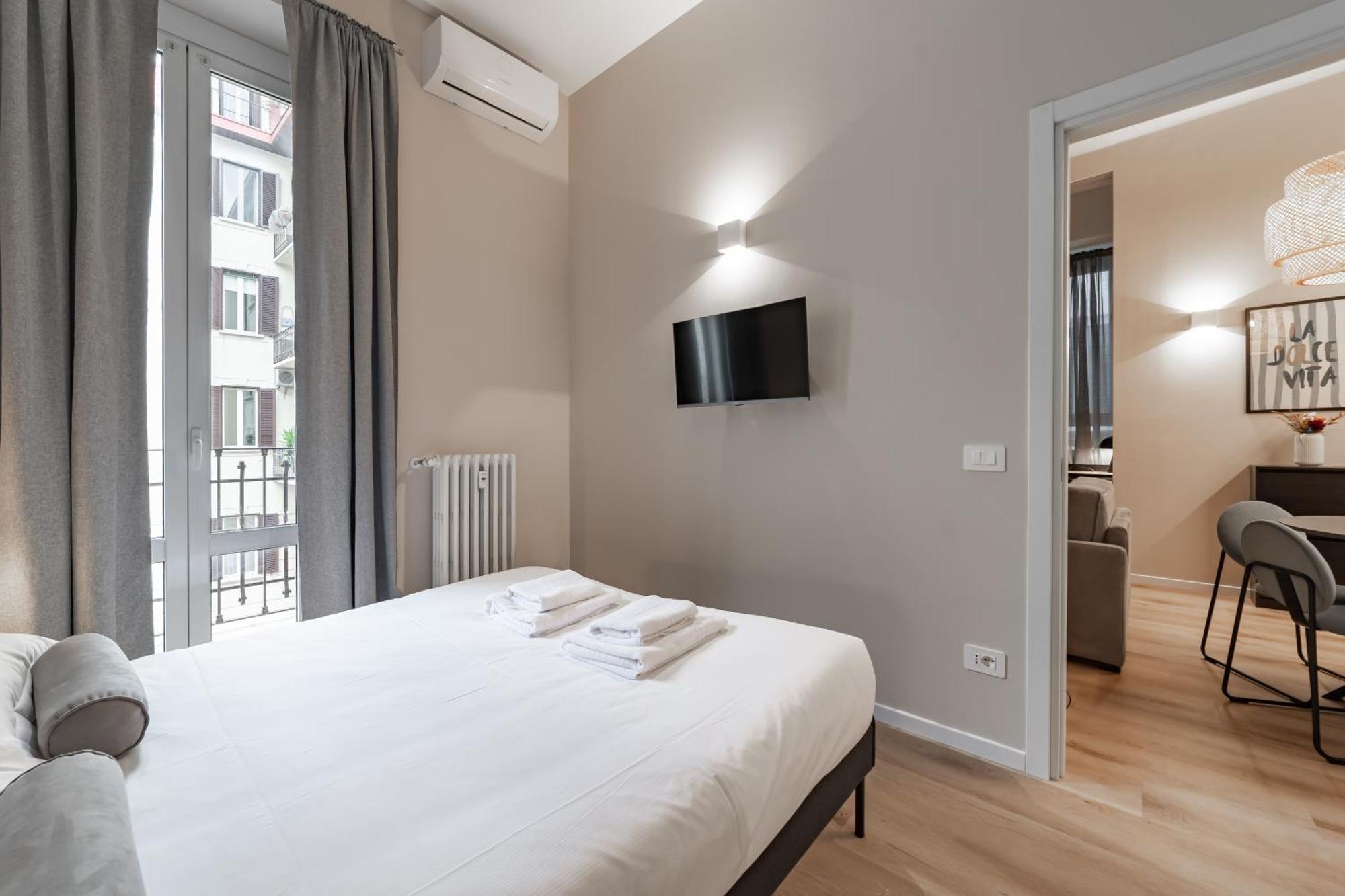 5' From Station, Elegance And Class Appartamento Milano