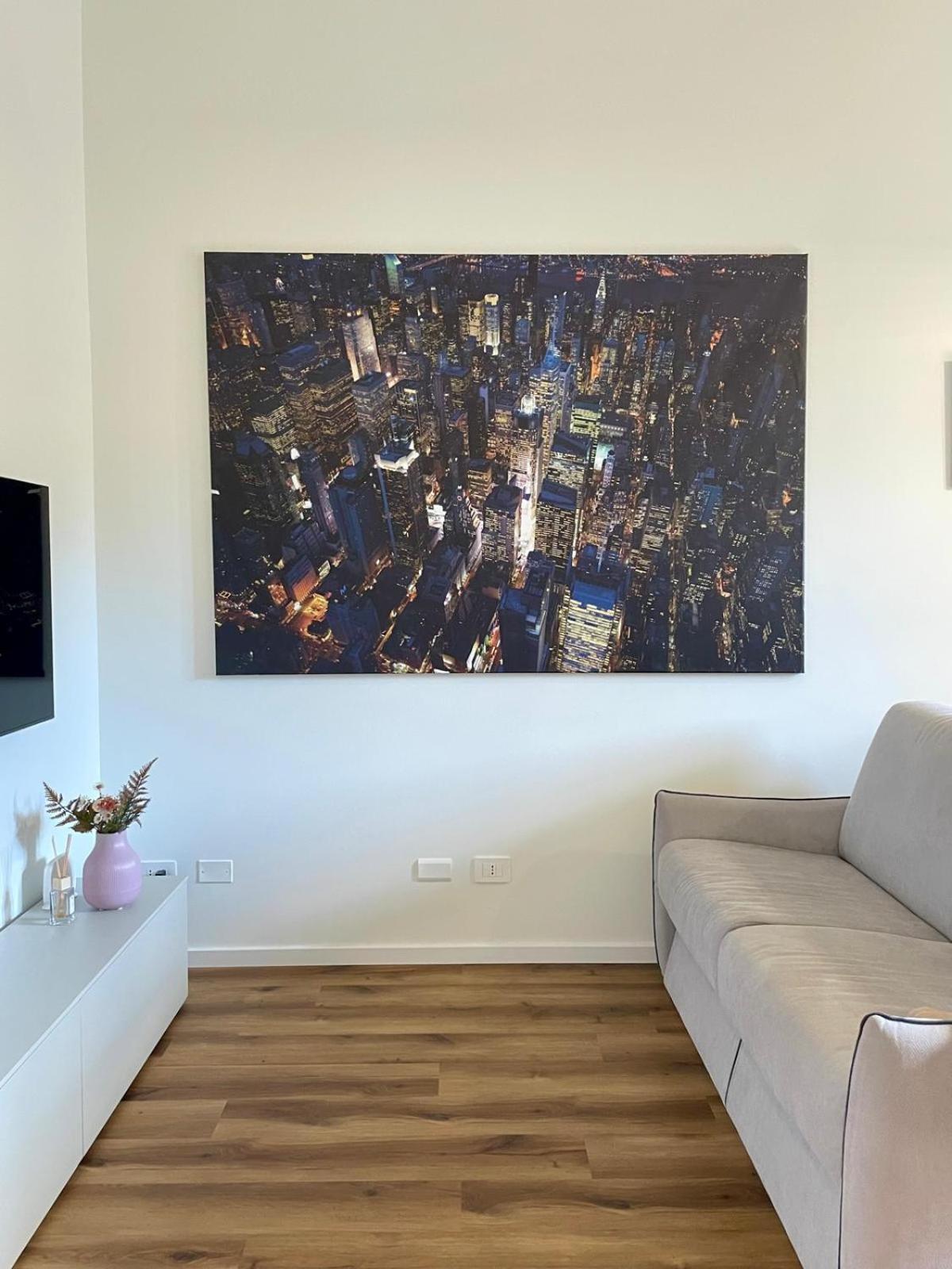 Lula - Zara M3-m5 Leilighet Milano