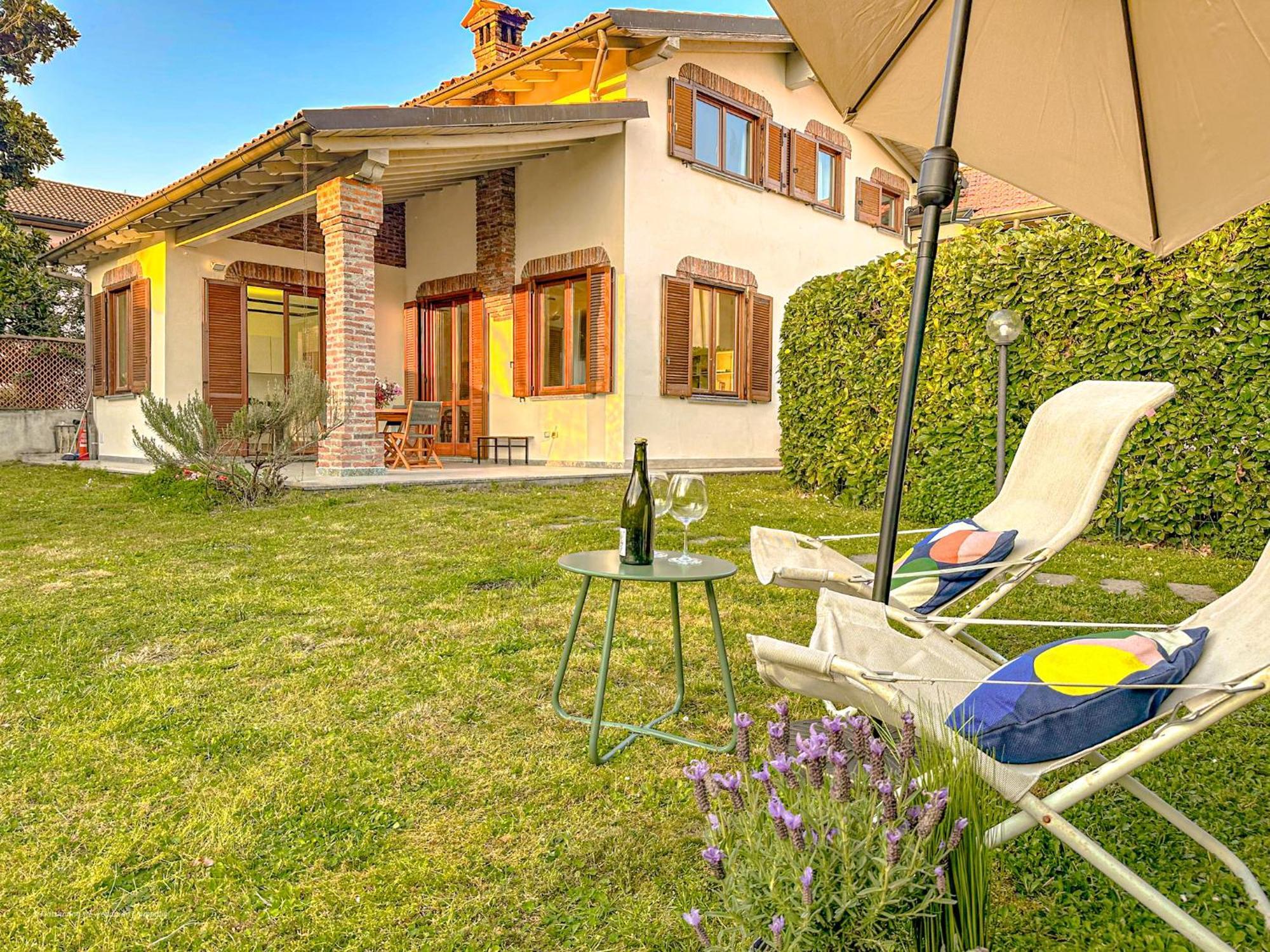 Villa Corelli - Parking And Exclusive Garden Milano