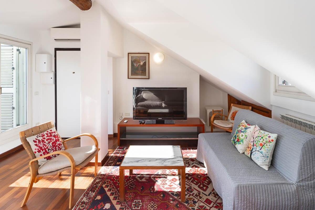 Station 10 Min Private Terrace Skyview 6 Pax * Milano