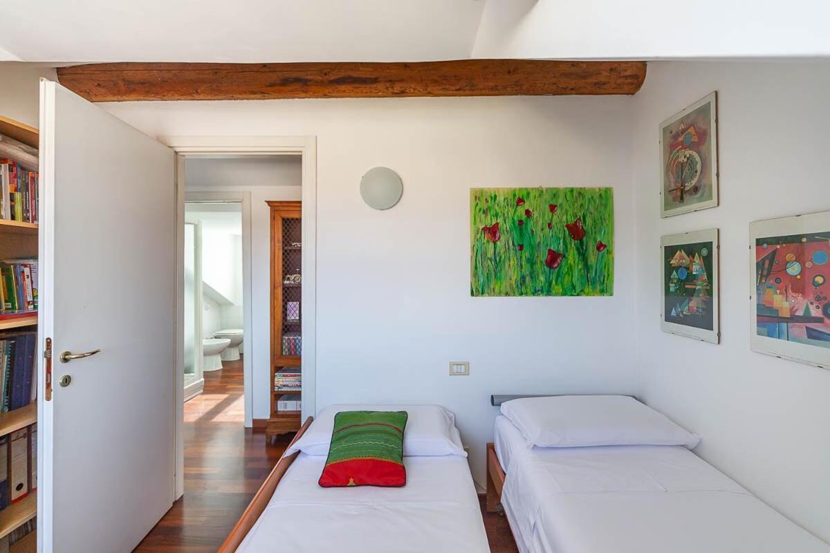 Station 10 Min Private Terrace Skyview 6 Pax Milano