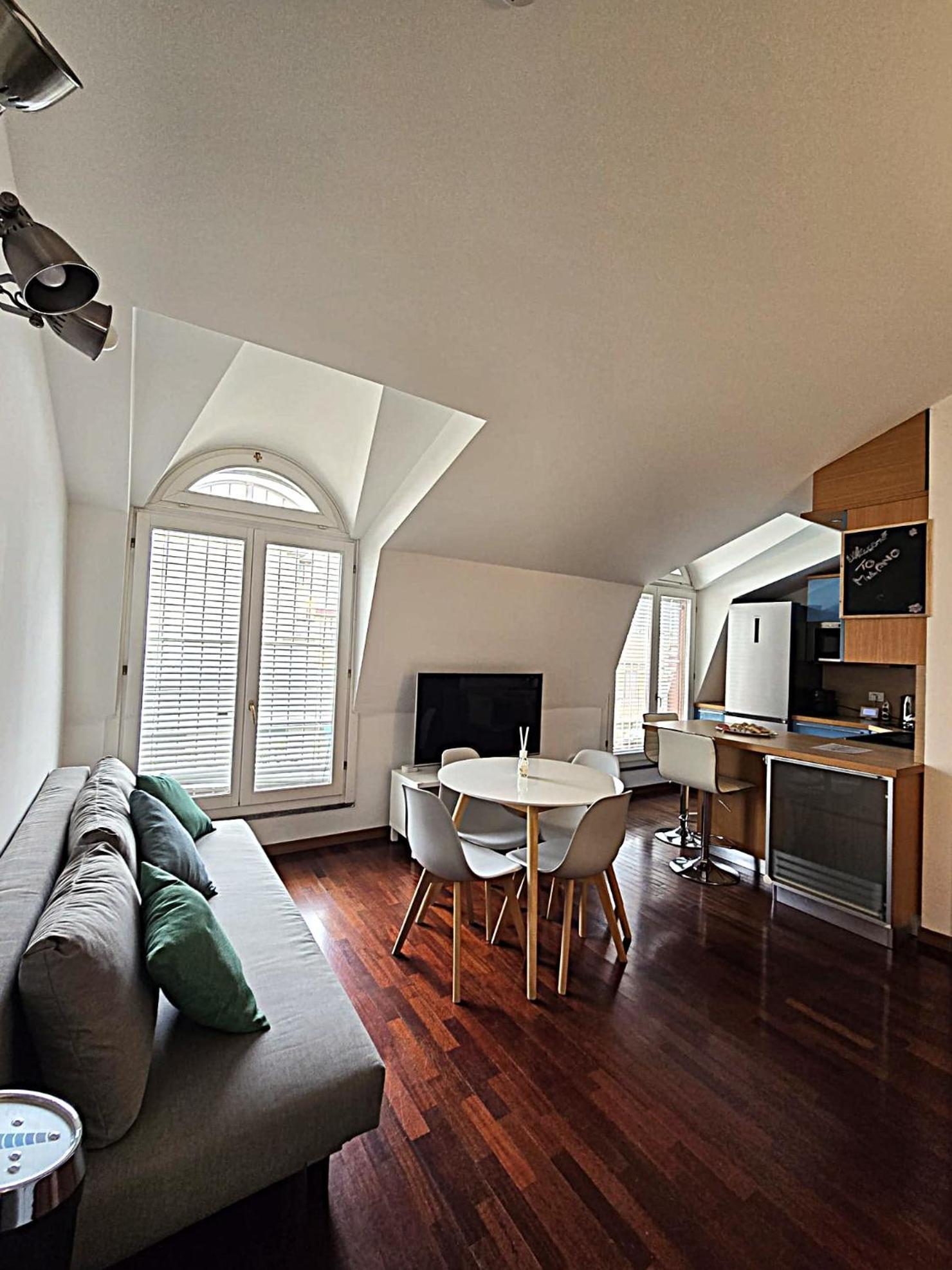 Leilighet Urban Attic Isola District *