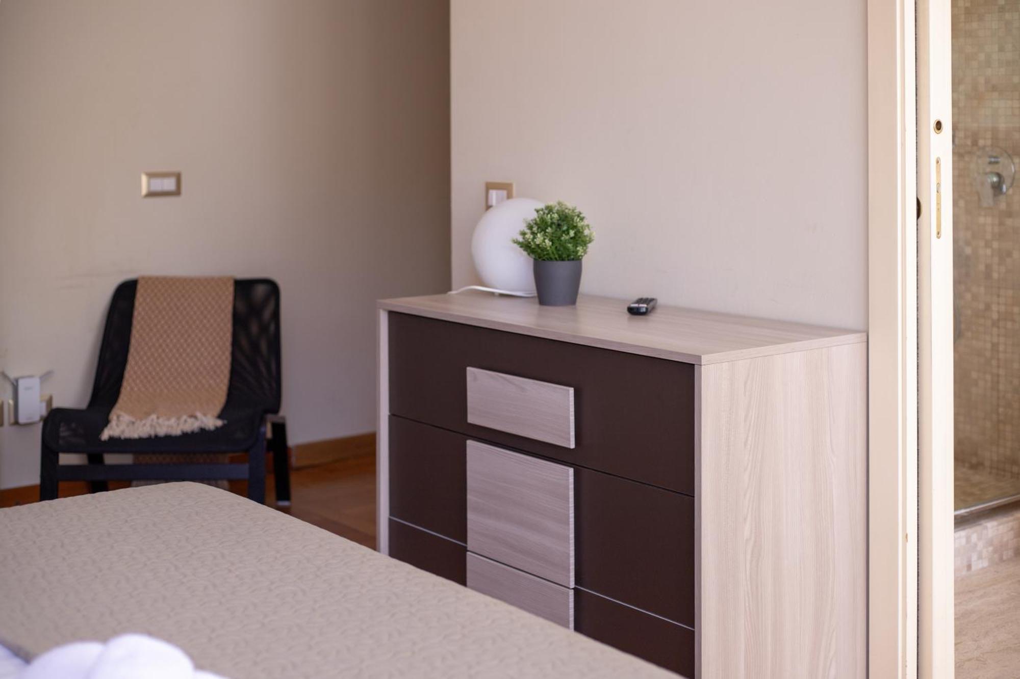 Appartement Exclusive In Station - Duomo 5 In Minutes Milaan