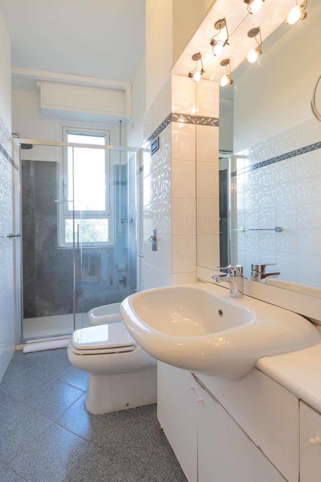 Comfortable Two Bedrooms Chiesa Rossa - Mirable Pm *