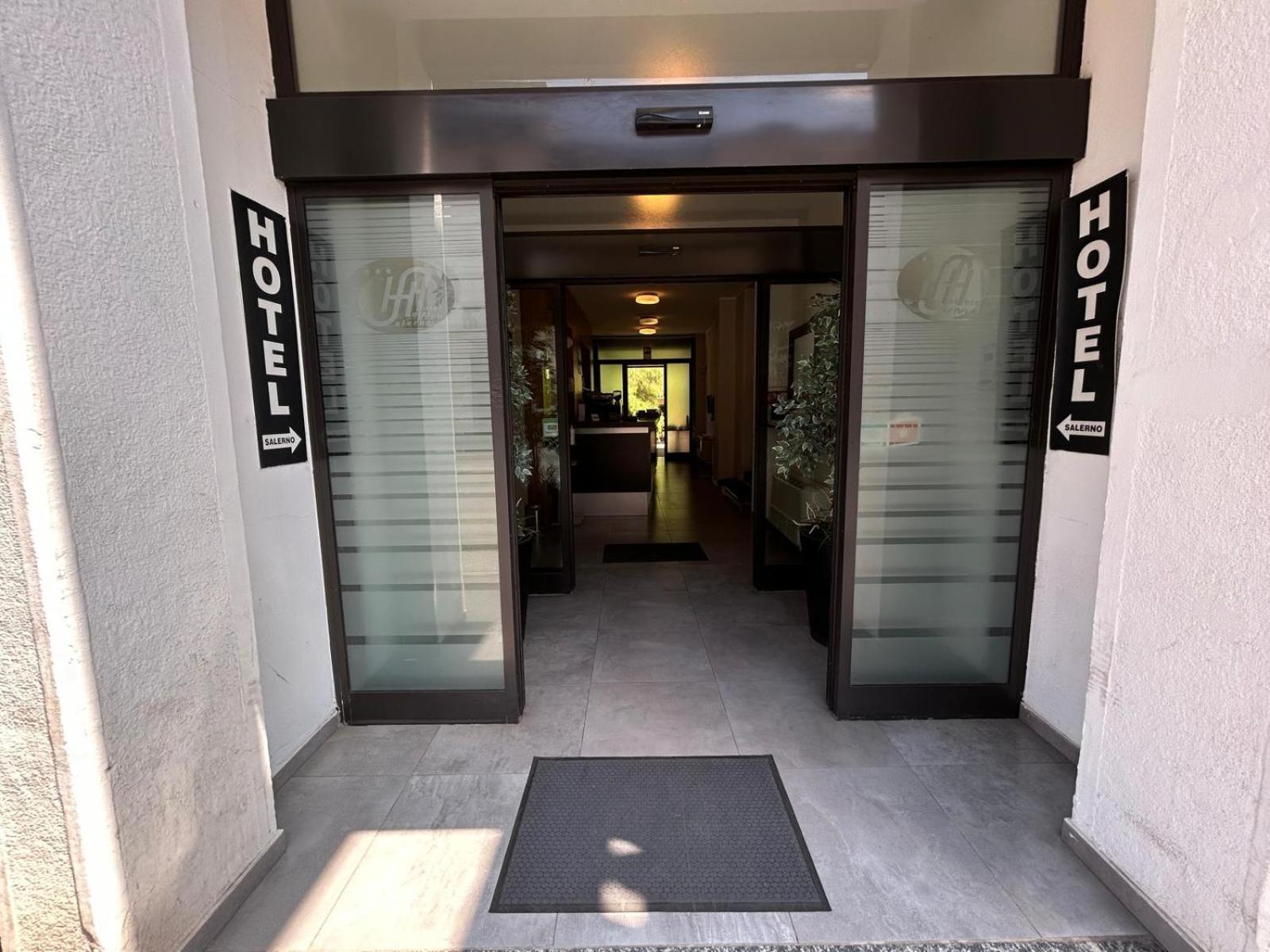 Hotel Salerno 3*