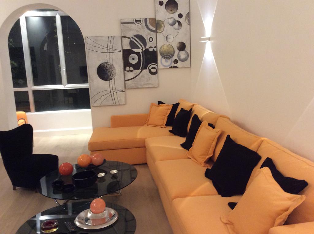 Appartement Bnbutler - Broletto 39 - A Few Steps To The Duomo And La Scala
