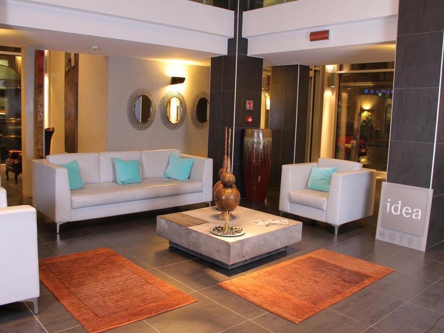 Smart Central 4*