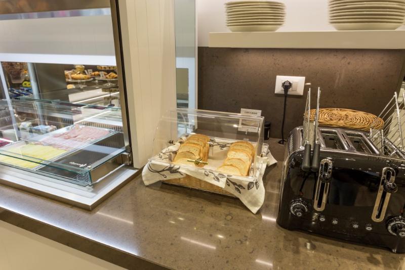 Hotel Mistral Milan