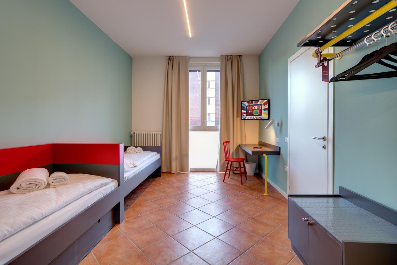 Meininger Garibaldi Hostel *