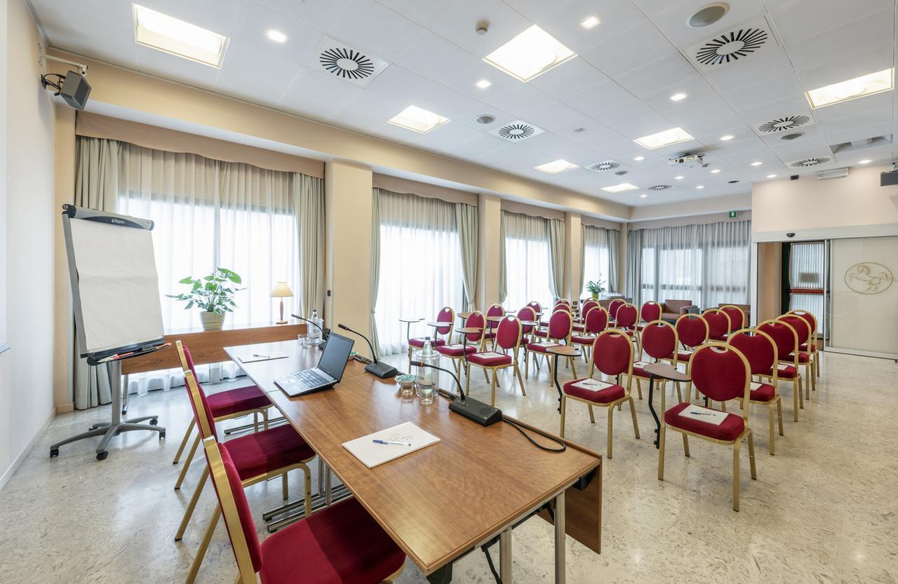 Ascot 4* Milano