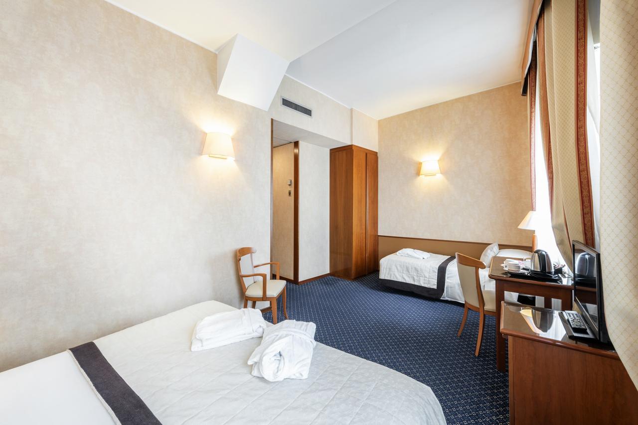 Hotel Ascot