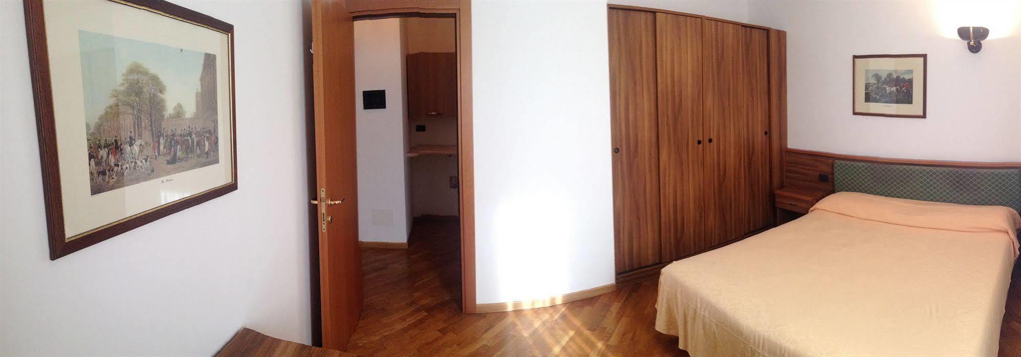 Rege Linate Aparthotel *