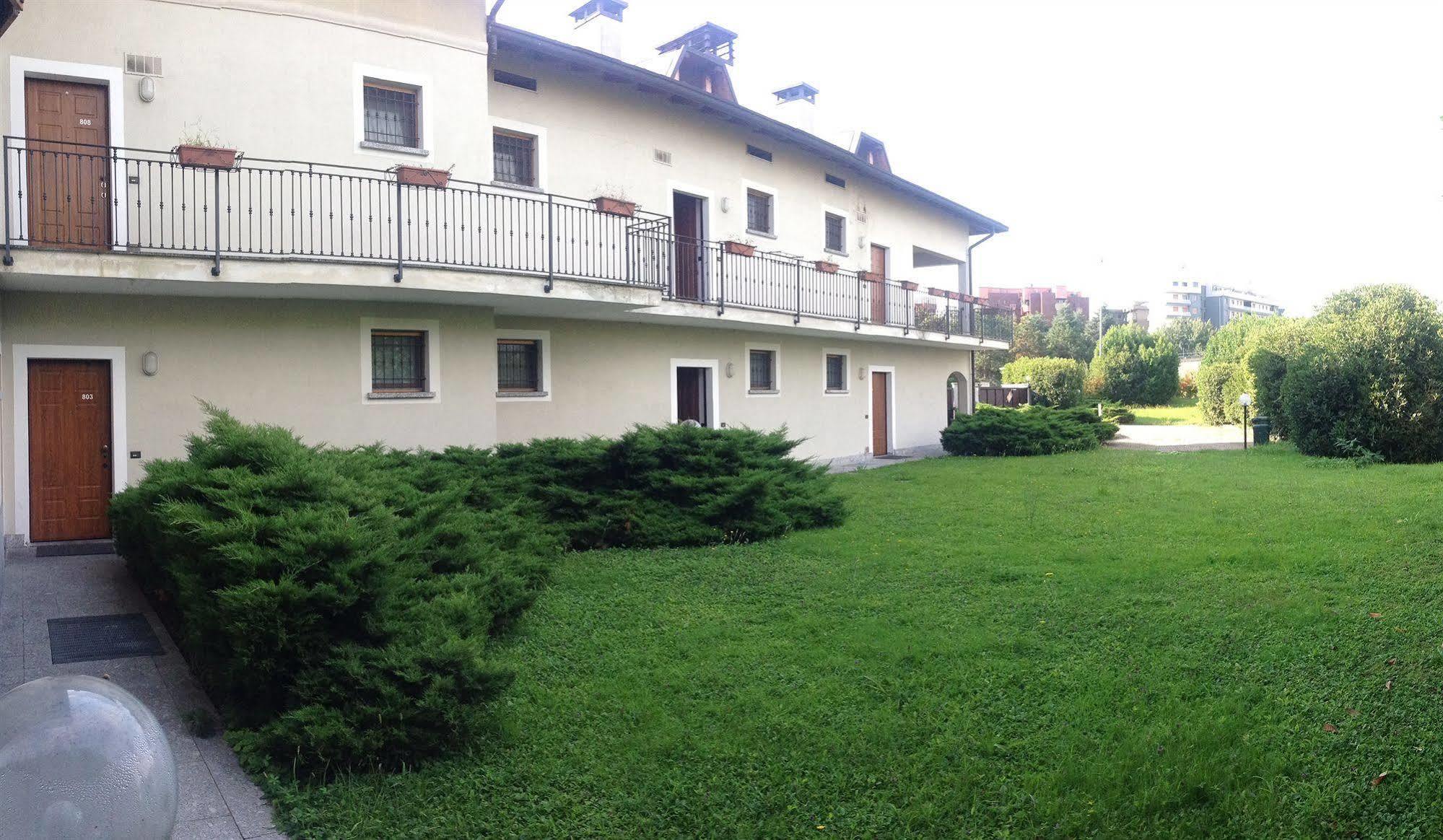 Rege Linate Aparthotel *