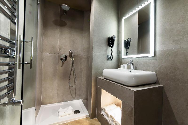 Just Hotel 4*