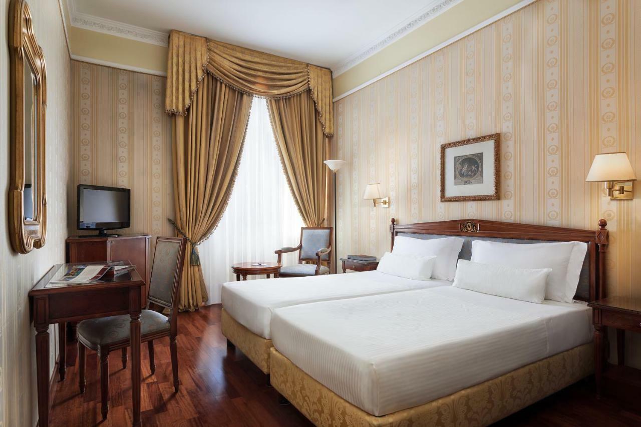 Hotel Sina De La 4*