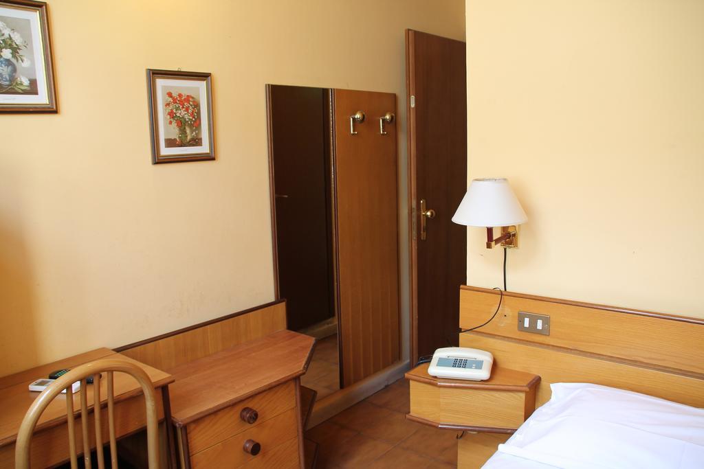 Vecchia Hotel