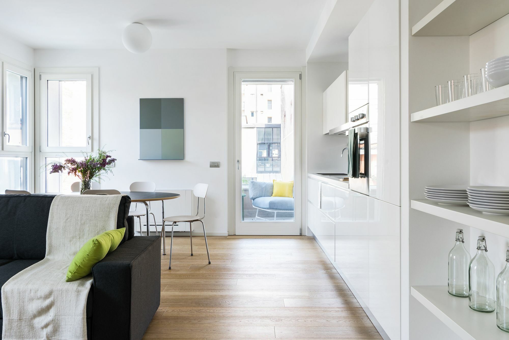 Joivy Stylish 1-bedroom Flat Apartment *
