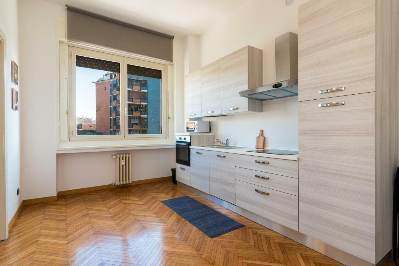 Vittoria 4 * Milan