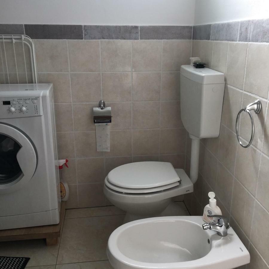Negroli Flat