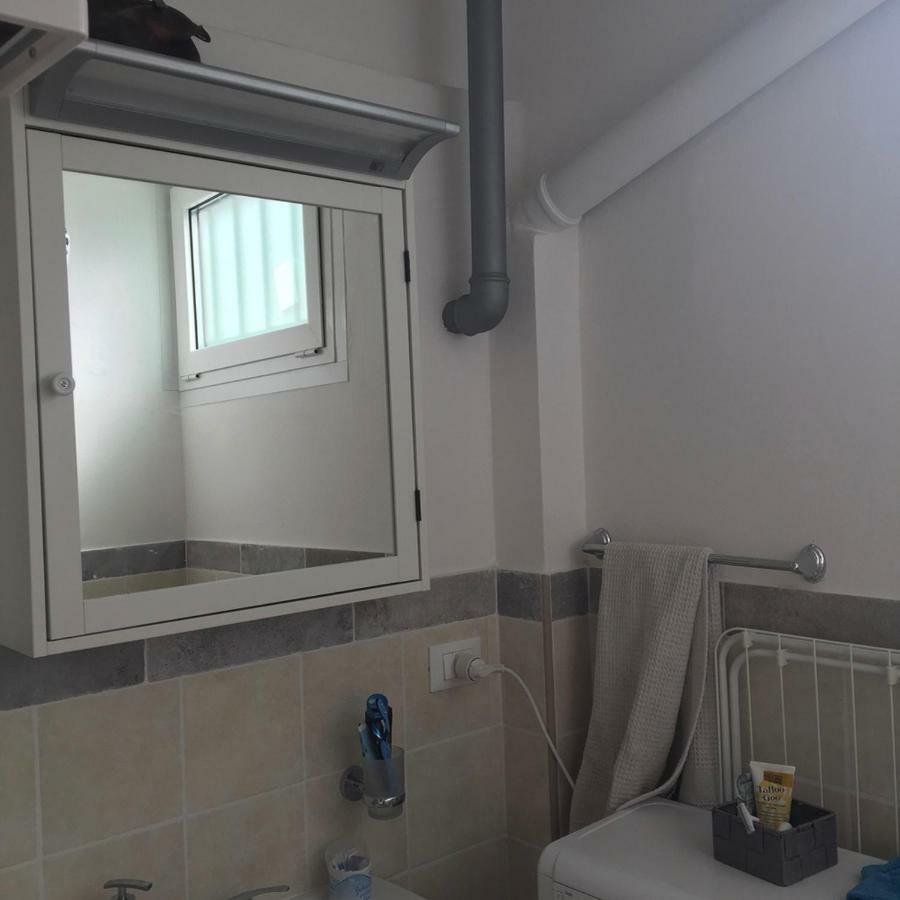 Negroli Flat