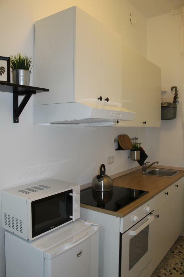 Apartment Anacreonte 7 Mailand