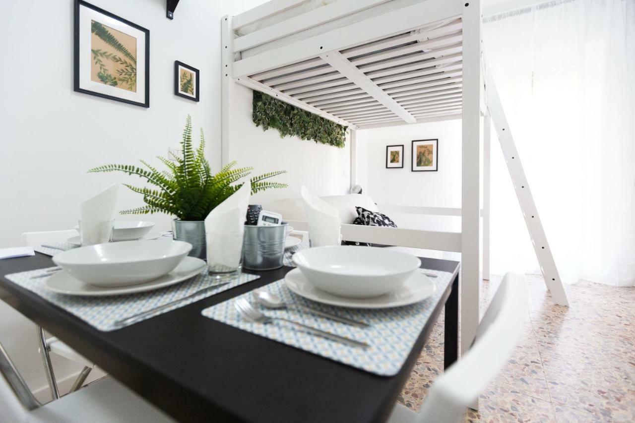 Apartment Anacreonte 7 Mailand
