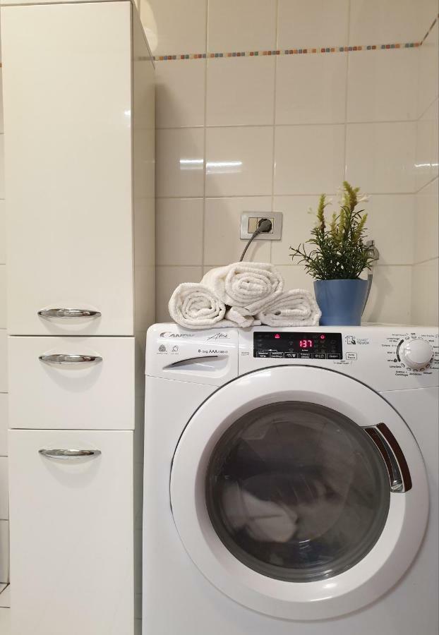 5Min Walk From Duomo! Apartment 100M2 Leilighet Milano