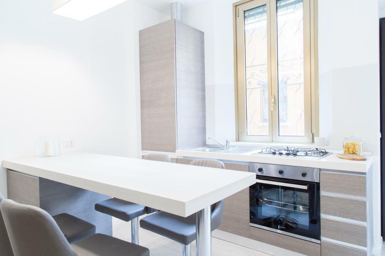 Leilighet Brand, New And Fully Furnished