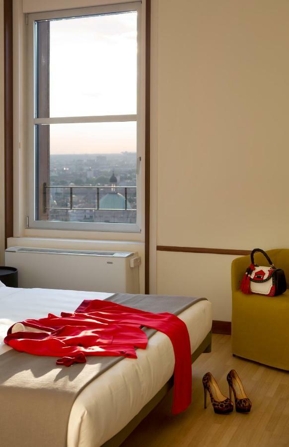 Domux Torre Velasca Aparthotel 2*