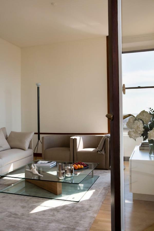 Domux Torre Velasca Mailand