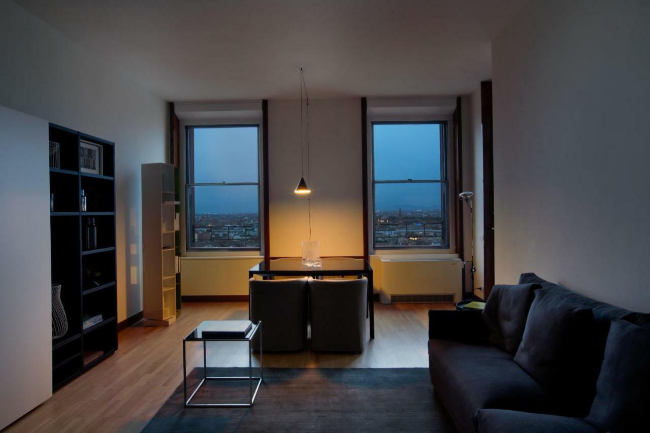 Domux Torre Velasca 2*