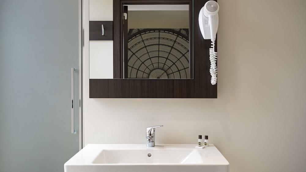 Sant'ambrogio Hotel 3*