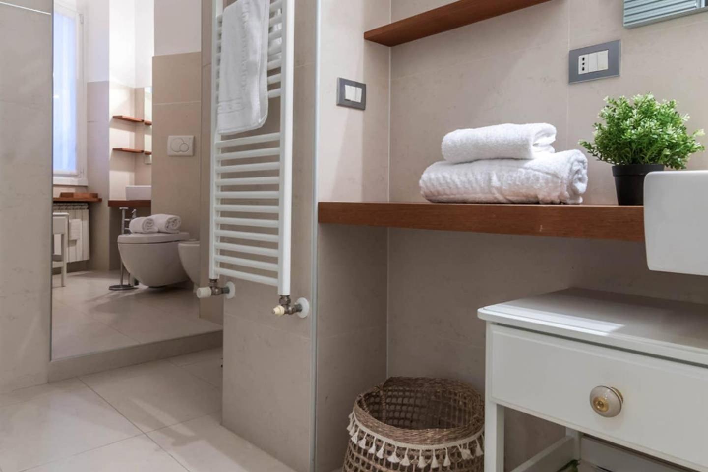 Altido Elegant 1 Bedroom Apt In Front Of The Sforzesco Castle * Milaan