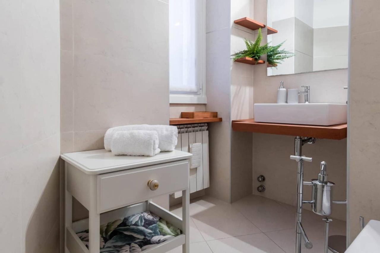 Altido Elegant 1 Bedroom Apt In Front Of The Sforzesco Castle Appartement Milaan