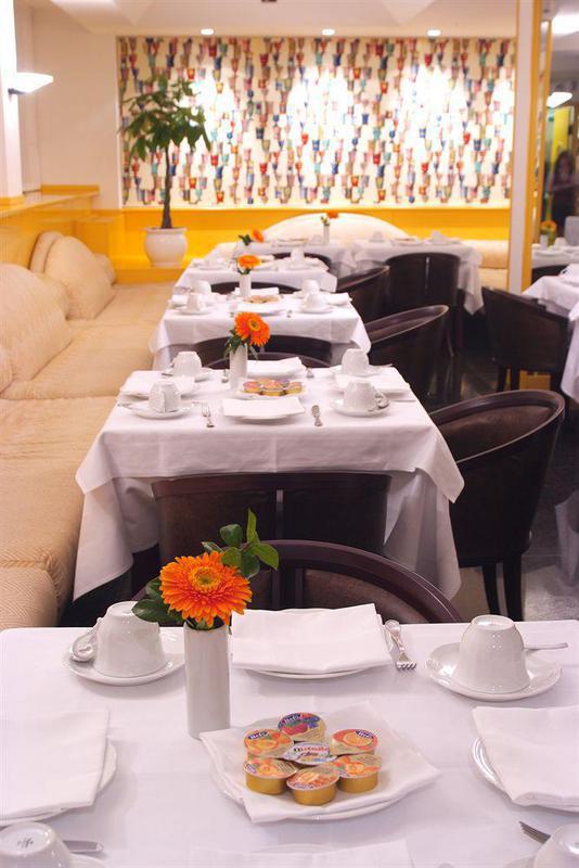 Hotel Qc Porta Romana 4*