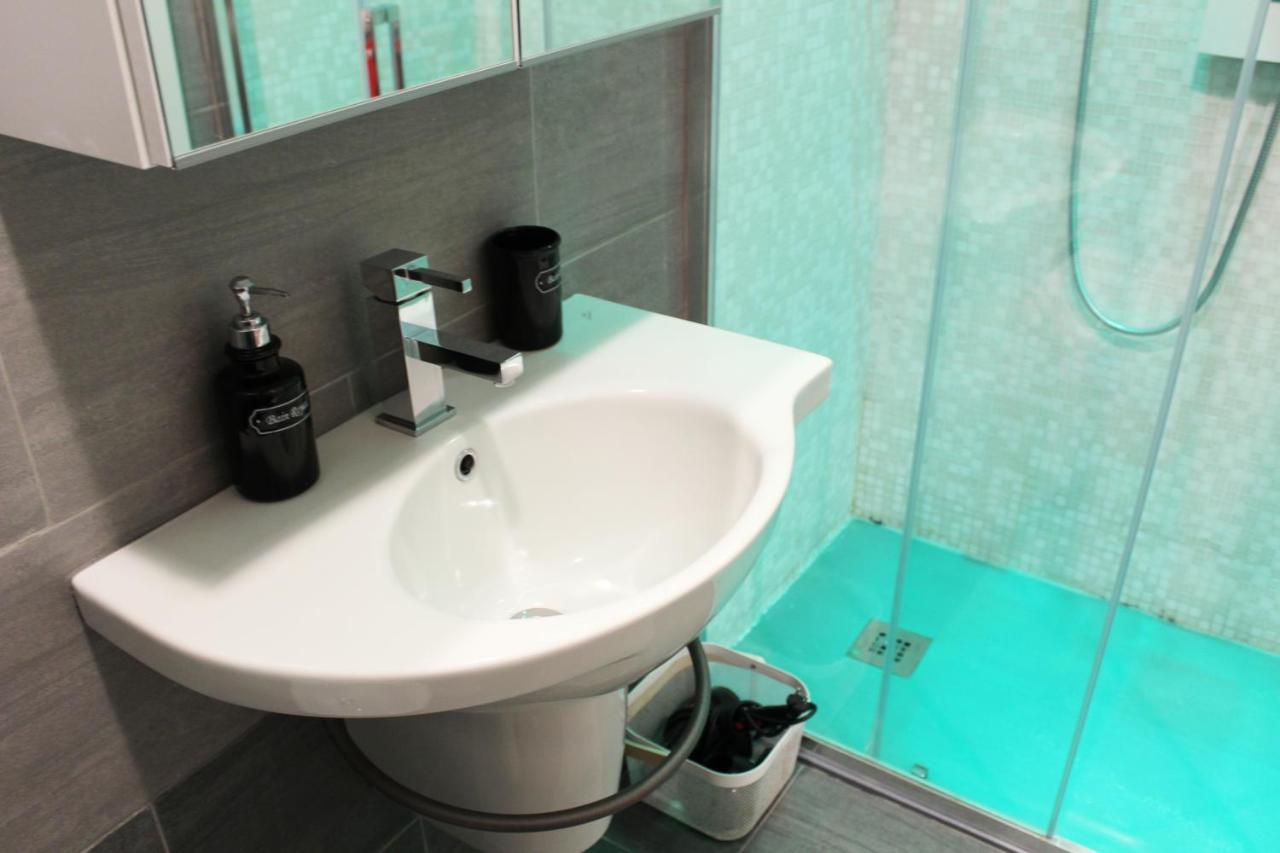 Bed & Breakfast Naviglio81 2*